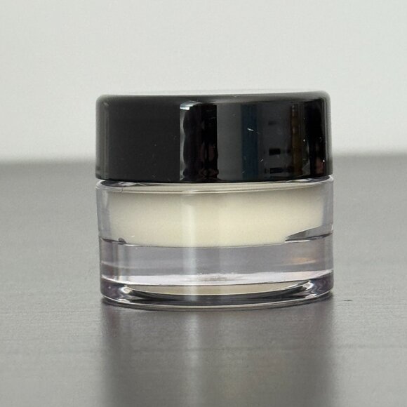 Bobbi Brown Vitamin Enriched Face Base - Picture 5 of 16